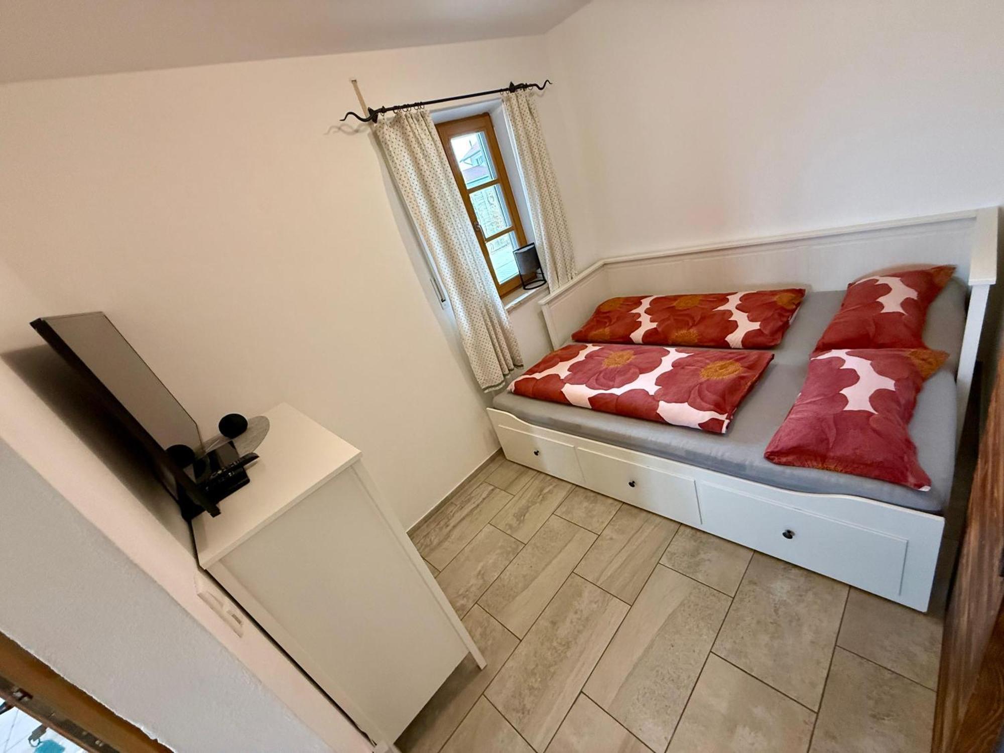 Ferienwohnung Jahnel Waging am See Bagian luar foto